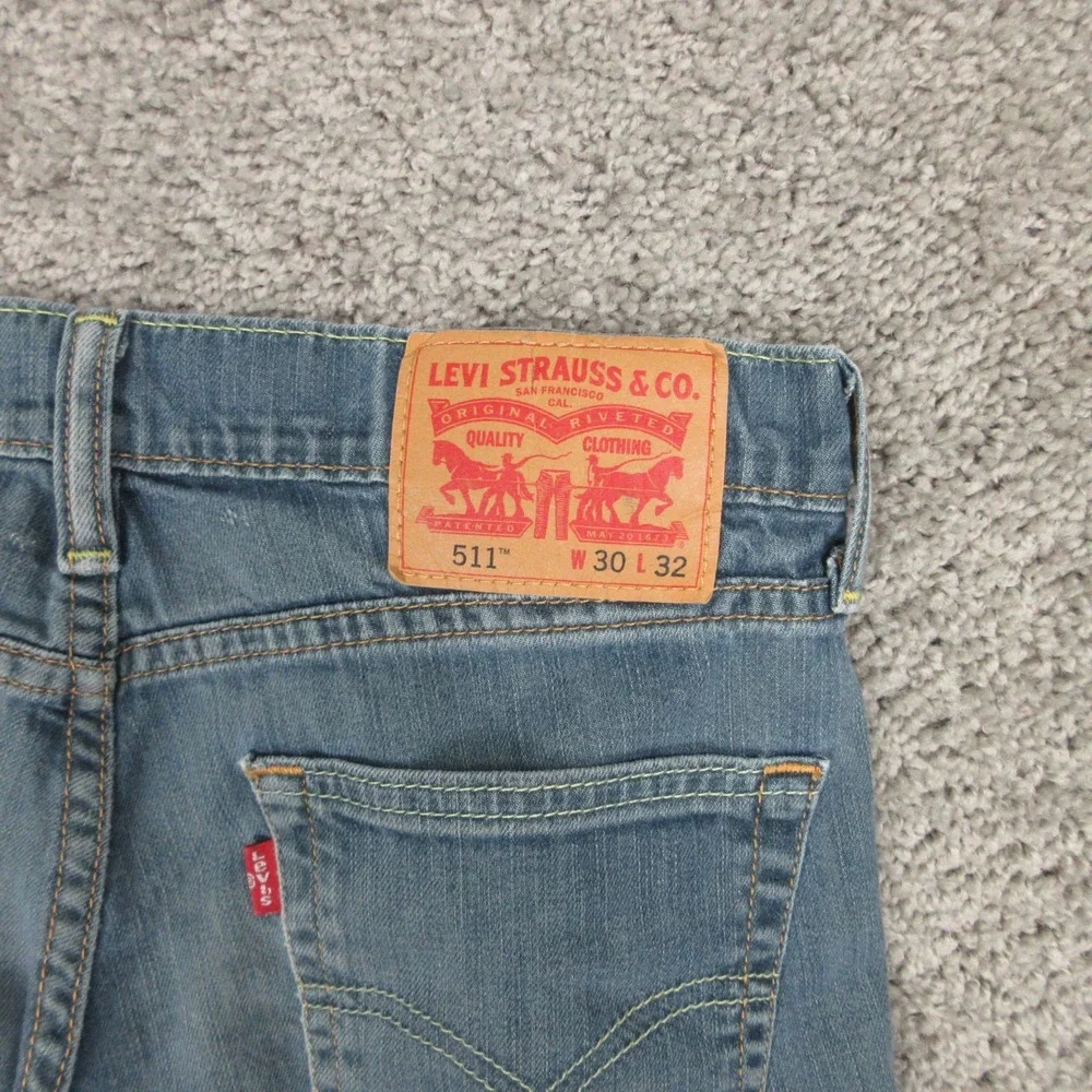 Levis Jeans Mens 30x29 (Tag 30x32) Blue 511 Slim Straight Faded Flex Denim Pants